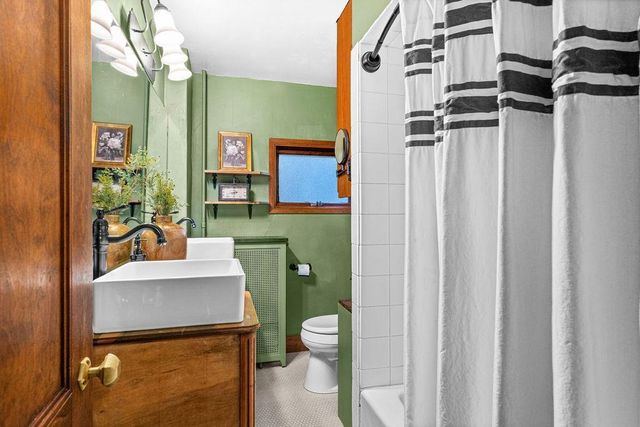 2125 Hughitt Ave, Superior, WI 54880