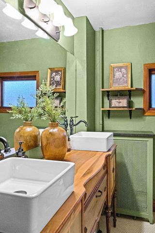 2125 Hughitt Ave, Superior, WI 54880