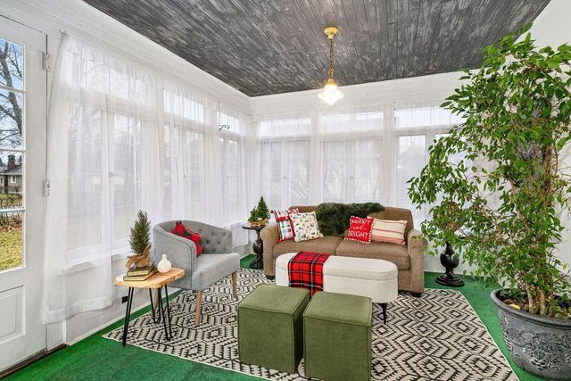 2125 Hughitt Ave, Superior, WI 54880