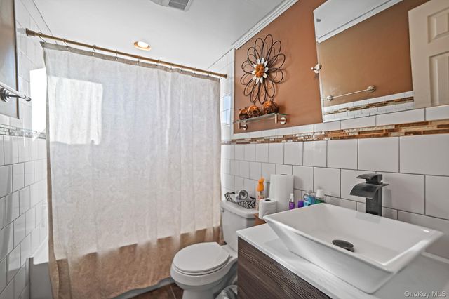 36 American Avenue, Coram, NY 11727