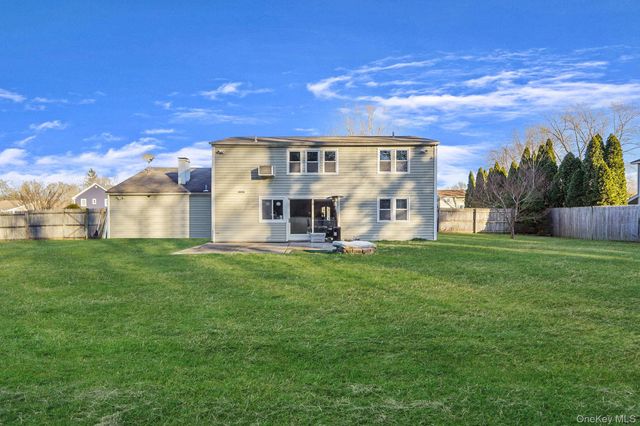 36 American Avenue, Coram, NY 11727