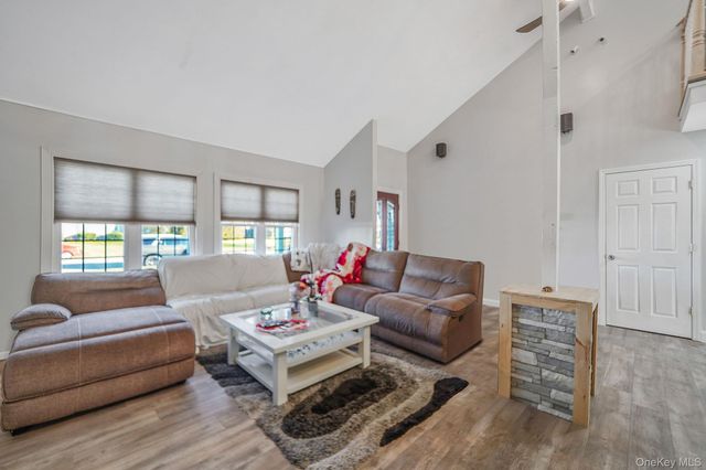 36 American Avenue, Coram, NY 11727