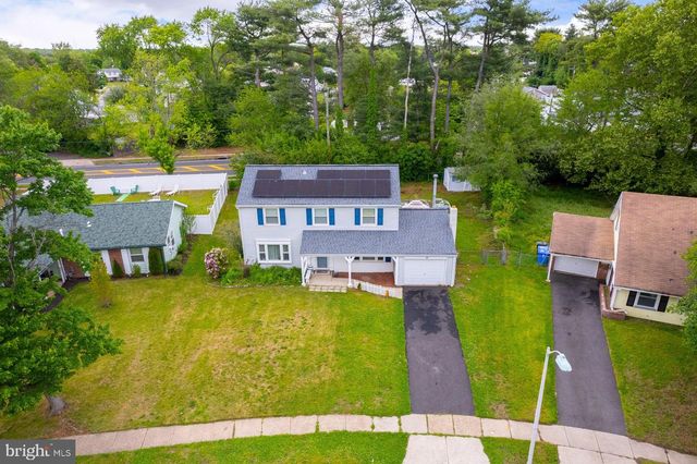 99 SOMERSET DR, Willingboro, NJ 08046