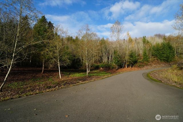 102 Seroshek Lane, Centralia, WA 98531