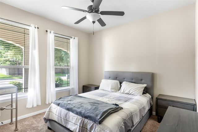 12823 Waterbury Edge Lane, Humble, TX 77346