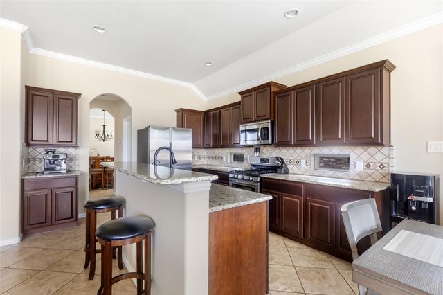 12823 Waterbury Edge Lane, Humble, TX 77346