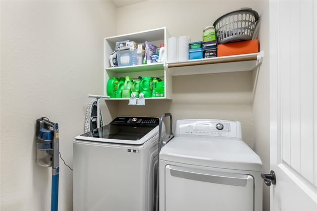 12823 Waterbury Edge Lane, Humble, TX 77346