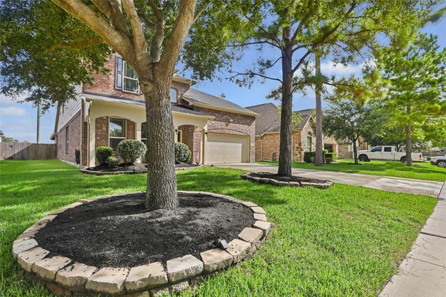 12823 Waterbury Edge Lane, Humble, TX 77346