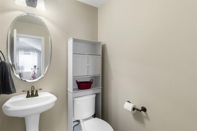 12823 Waterbury Edge Lane, Humble, TX 77346