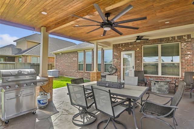12823 Waterbury Edge Lane, Humble, TX 77346