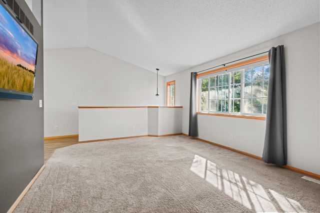 6410 207th Street N, Forest Lake, MN 55025