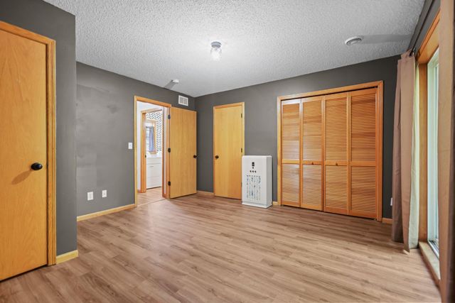 6410 207th Street N, Forest Lake, MN 55025