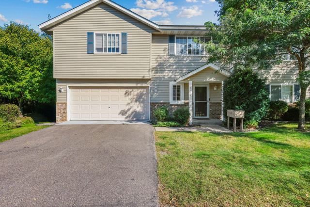 6410 207th Street N, Forest Lake, MN 55025