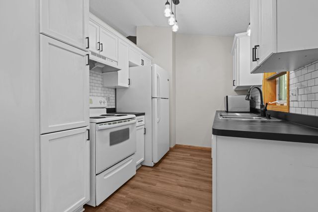 6410 207th Street N, Forest Lake, MN 55025