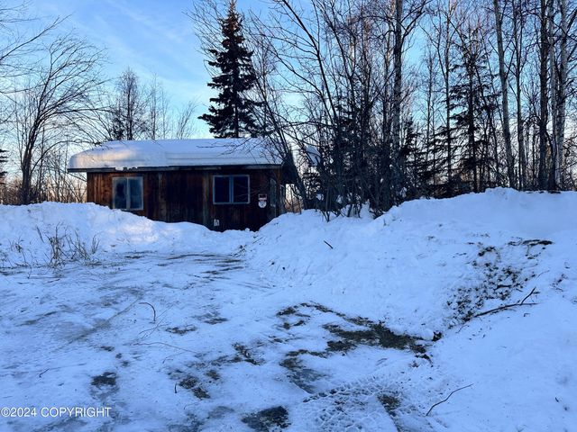 9404 S Starlight Lane, Wasilla, AK 99623
