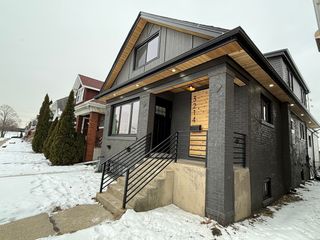 3214 S 54th Court, Cicero, IL 60804