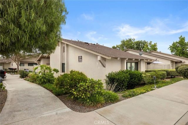 15965 Alta Vista c, La Mirada, CA 90638