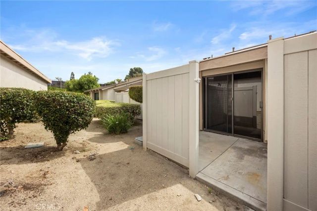 15965 Alta Vista c, La Mirada, CA 90638