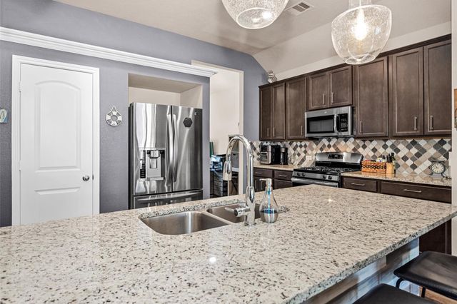14378 S Summerchase Circle, Willis, TX 77318