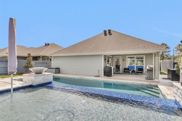 14378 S Summerchase Circle, Willis, TX 77318