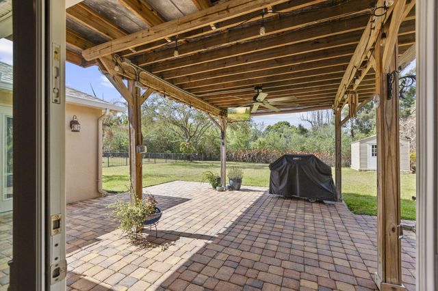 2724 Serenity Circle S, Fort Pierce, FL 34983