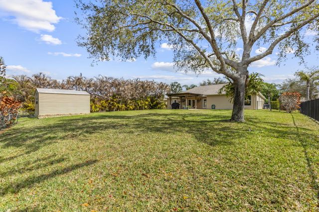 2724 Serenity Circle S, Fort Pierce, FL 34983