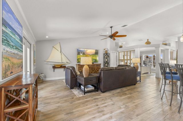 2724 Serenity Circle S, Fort Pierce, FL 34983