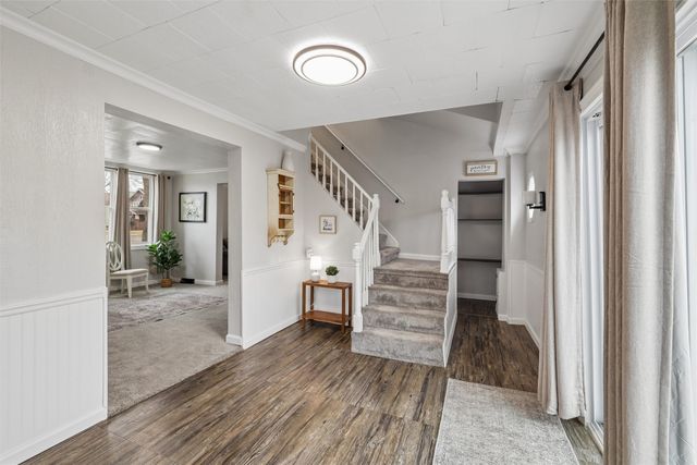 501 E 1st Avenue, Indianola, IA 50125