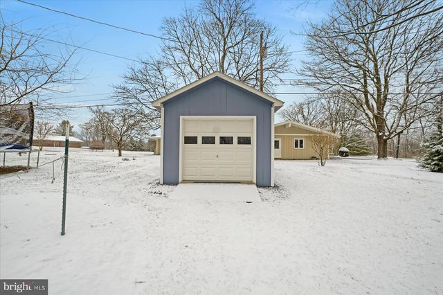 1105 OUTER DR, State College, PA 16801