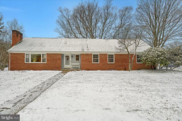 1105 OUTER DR, State College, PA 16801