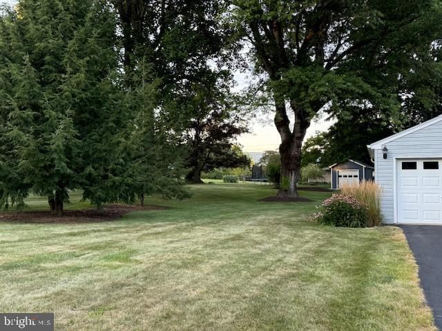 1105 OUTER DR, State College, PA 16801