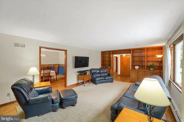 1105 OUTER DR, State College, PA 16801