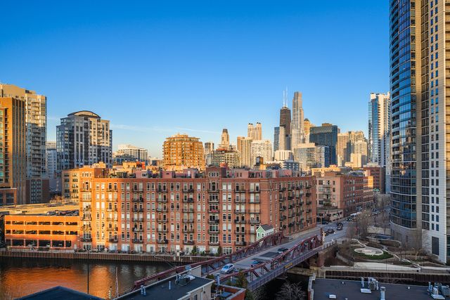 501 N Clinton Street 903, Chicago, IL 60654