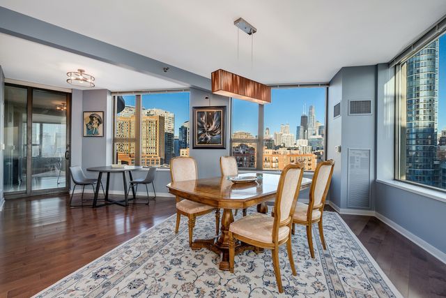 501 N Clinton Street 903, Chicago, IL 60654