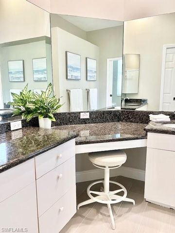 6564 Chestnut CIR, Naples, FL 34109