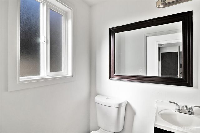 2186 Crosswoods Circle, Oak Harbor, WA 98277