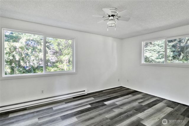 2186 Crosswoods Circle, Oak Harbor, WA 98277