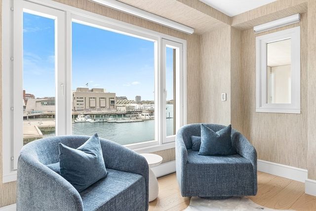 20 Rowes Wharf 309, Boston, MA 02110