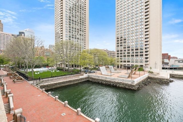 20 Rowes Wharf 309, Boston, MA 02110