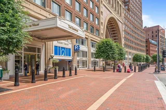 20 Rowes Wharf 309, Boston, MA 02110