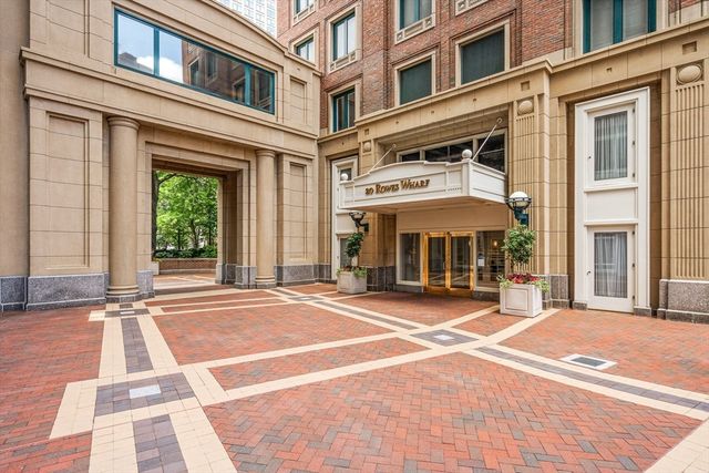 20 Rowes Wharf 309, Boston, MA 02110
