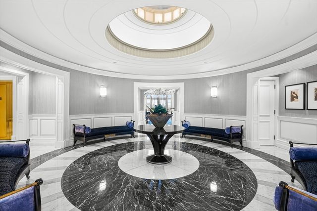 20 Rowes Wharf 309, Boston, MA 02110