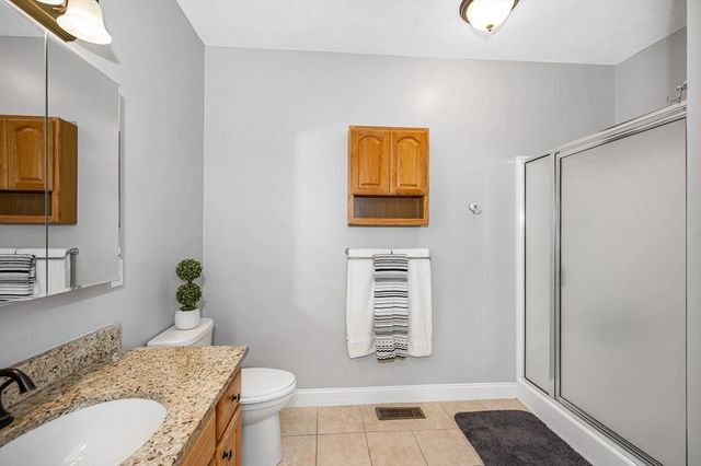 40 Lynnes Way 40, Tewksbury, MA 01876