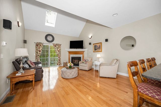 40 Lynnes Way 40, Tewksbury, MA 01876