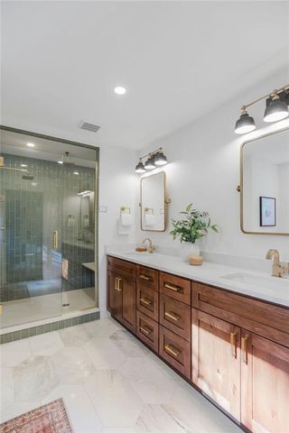 5439 Norwood Street, Fairway, KS 66205