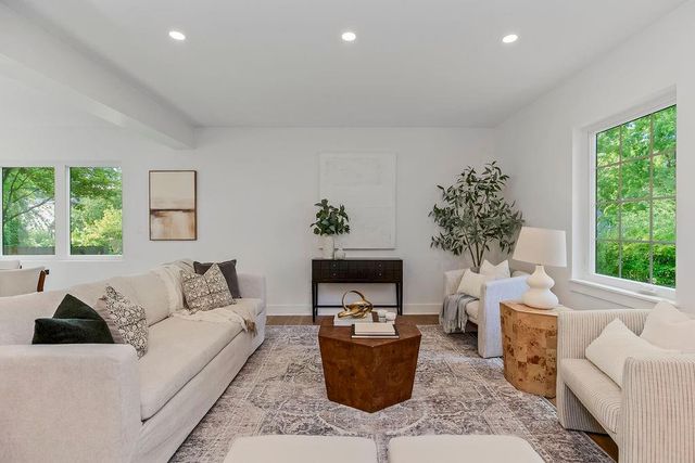 5439 Norwood Street, Fairway, KS 66205