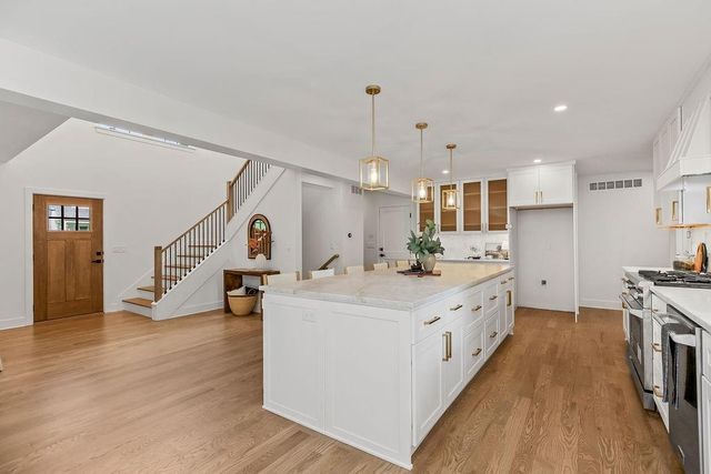 5439 Norwood Street, Fairway, KS 66205