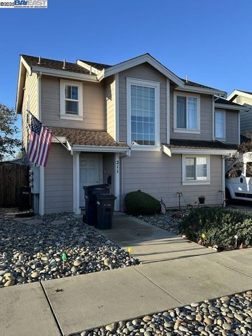 203 Maple St, Livermore, CA 94550