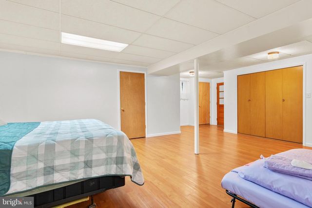 8 BRIGHTWOOD DR, Hagerstown, MD 21740