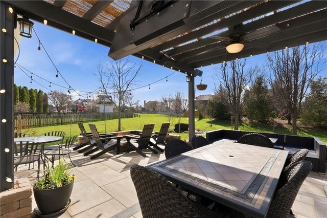 13843 W 154th Terrace, Olathe, KS 66062